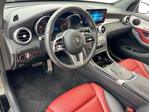 2022 Mercedes-Benz GLC 300 4MATIC Coupe