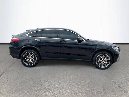 2022 Mercedes-Benz GLC 300 4MATIC Coupe