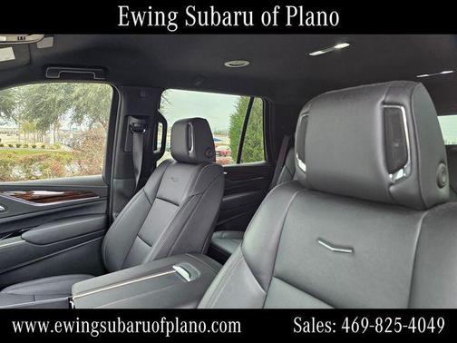 2024 Cadillac Escalade Luxury