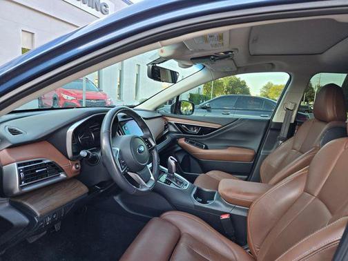 2022 Subaru Outback Touring