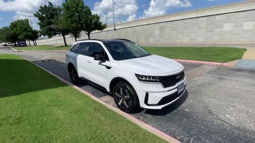 2023 Kia Sorento S