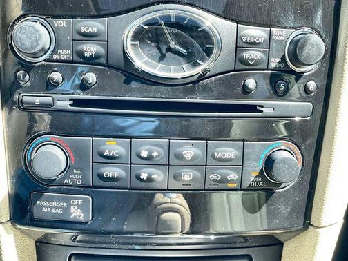 2013 INFINITI FX37 Base