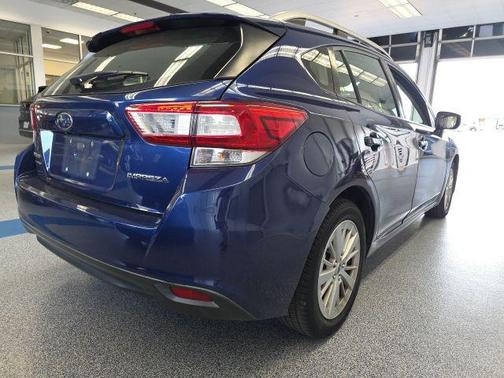 2018 Subaru Impreza 2.0i Premium
