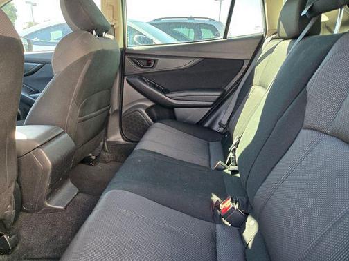 2019 Subaru Impreza 2.0i Premium