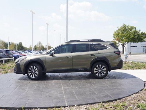 2025 Subaru Outback Touring XT