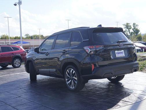 2025 Subaru Forester Touring
