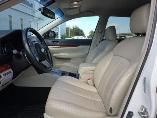 2011 Subaru Outback 3.6 R Limited