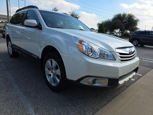 2011 Subaru Outback 3.6 R Limited
