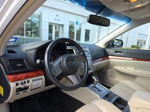 2011 Subaru Outback 3.6 R Limited