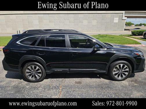 Crystal Black Silica 2025 Subaru Outback Limited