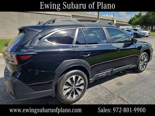 Crystal Black Silica 2025 Subaru Outback Limited