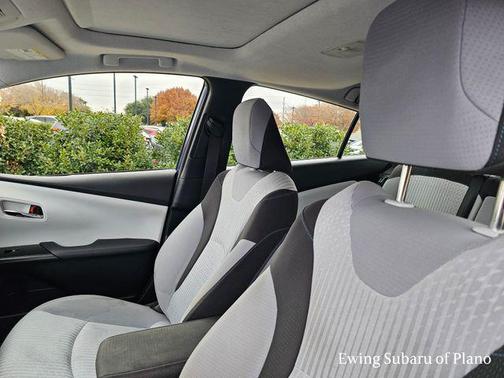 2017 Toyota Prius Three