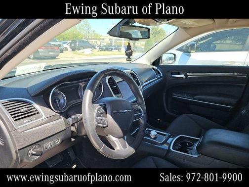 2018 Chrysler 300 Touring