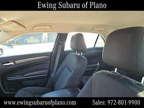 2018 Chrysler 300 Touring