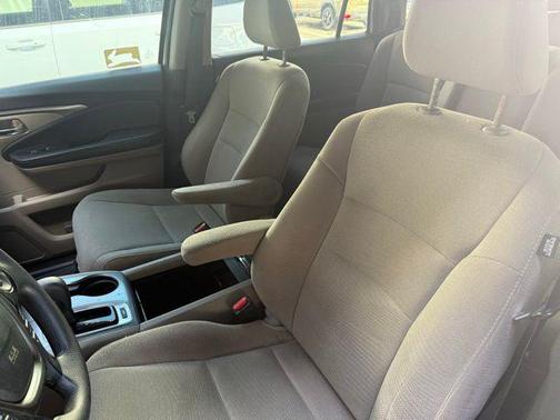 2016 Honda Pilot EX