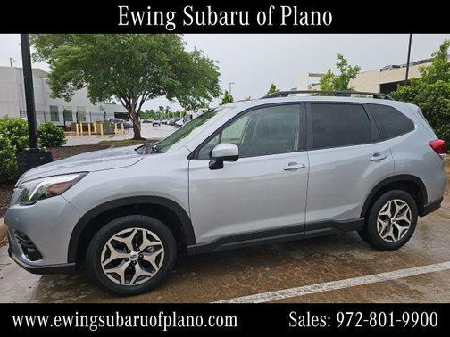 Ice Silver Metallic 2023 Subaru Forester Premium