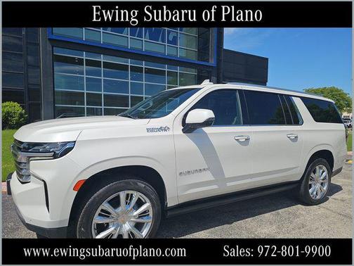 Iridescent Pearl Tricoat 2021 Chevrolet Suburban 2WD High Country