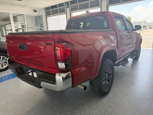2022 Toyota Tacoma SR