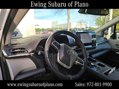 2023 Toyota Sienna XLE