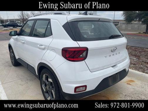 2022 Hyundai VENUE SEL