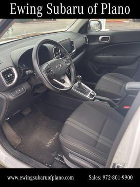 2022 Hyundai VENUE SEL