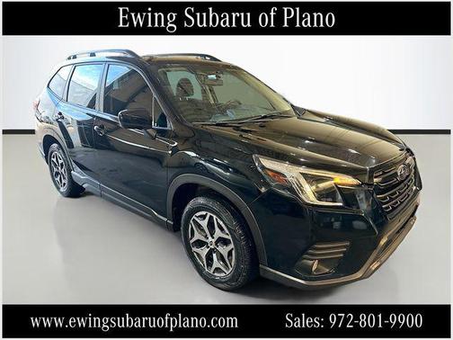 Crystal Black Silica 2023 Subaru Forester Premium