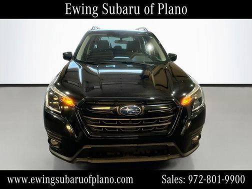 Crystal Black Silica 2023 Subaru Forester Premium