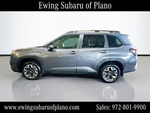 Magnetite Gray Metallic 2026 Subaru Forester Premium