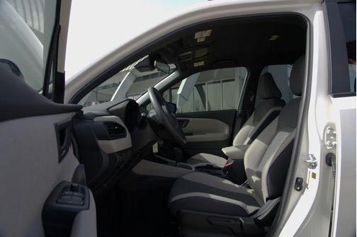2025 Subaru Forester Base