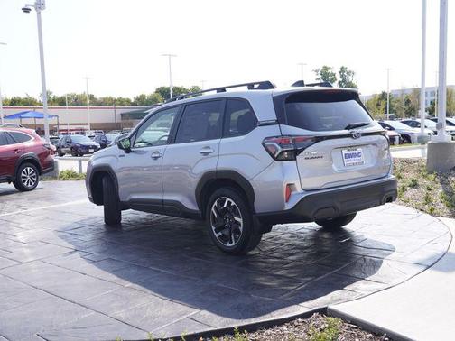 2025 Subaru Forester Hybrid Premium
