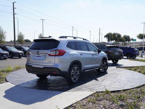 2025 Subaru Ascent Limited 7-Passenger