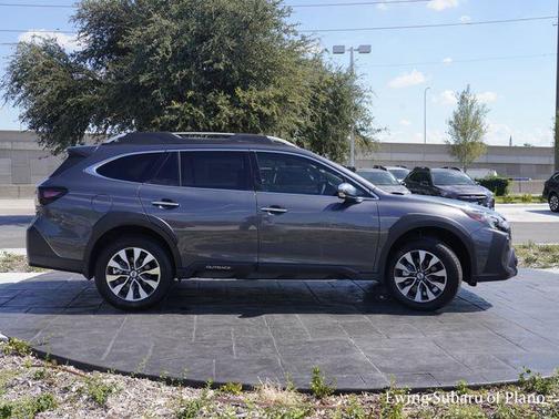 2025 Subaru Outback Touring