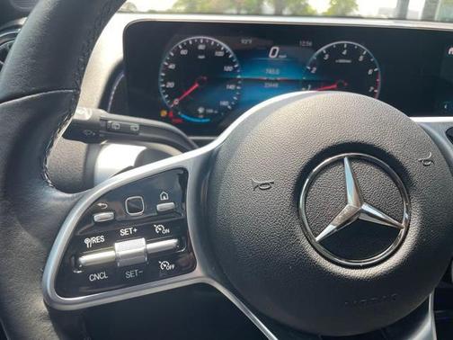 2022 Mercedes-Benz GLB 250 Base