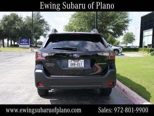 Crystal Black Silica 2025 Subaru Outback Premium