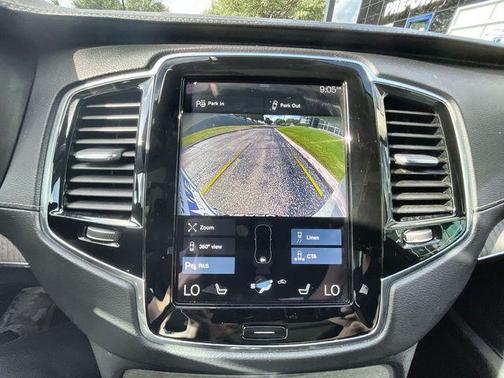 2022 Volvo XC90 T6 Inscription