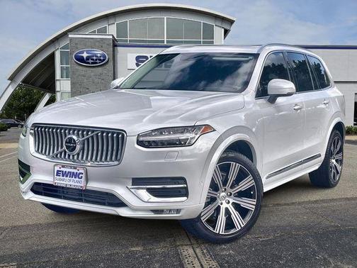 2022 Volvo XC90 T6 Inscription