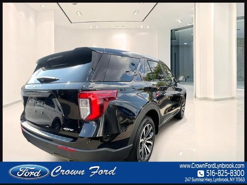 2022 Ford Explorer ST-Line