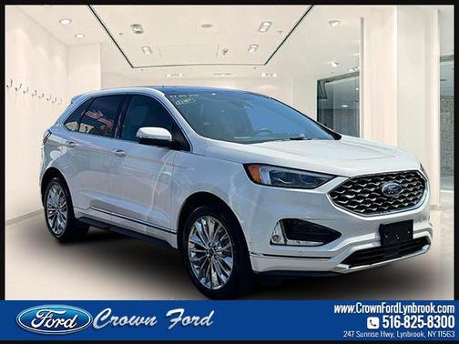 2022 Ford Edge Titanium