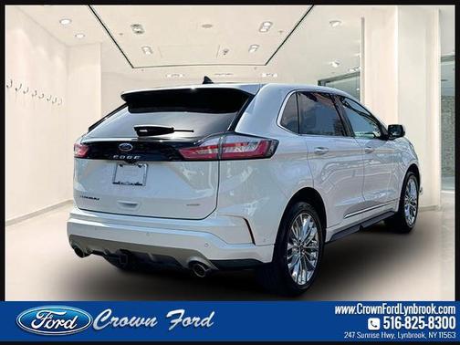 2022 Ford Edge Titanium