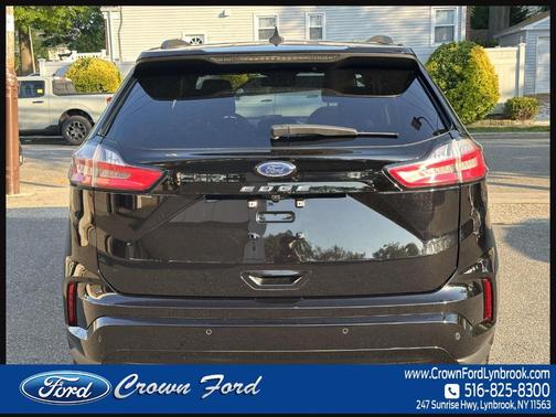 Black 2023 Ford Edge SEL