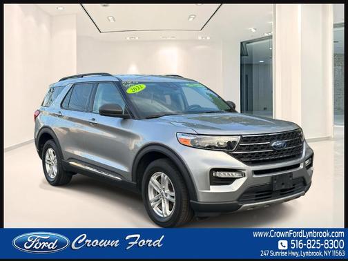 Silver 2022 Ford Explorer XLT
