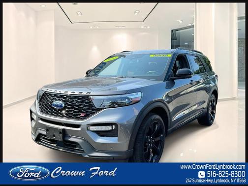2022 Ford Explorer ST