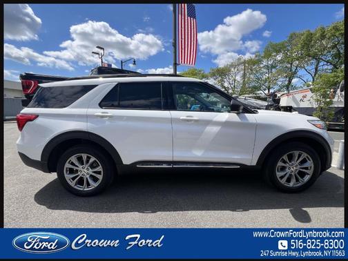 Star White 2023 Ford Explorer XLT