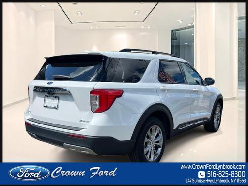 Star White 2023 Ford Explorer XLT