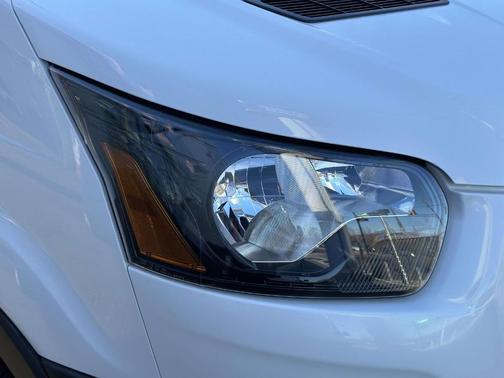 2024 Ford Transit-250 T-250 130 LOW RF 9070 GVWR