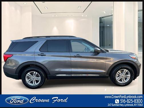 Carbonized Gray Metallic 2022 Ford Explorer XLT