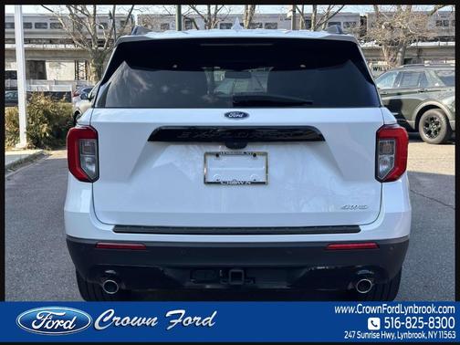 Star White 2023 Ford Explorer ST-Line