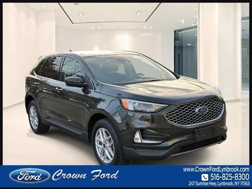 Forged Green Metallic 2023 Ford Edge SEL