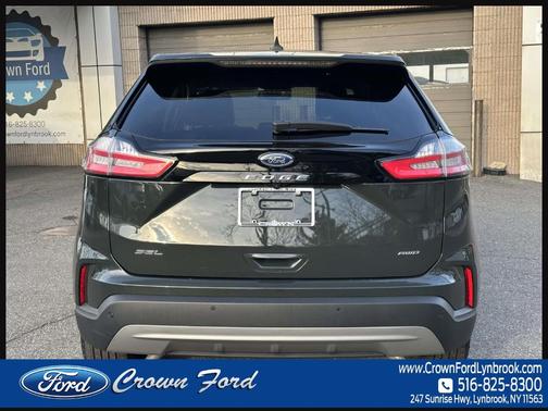 Forged Green Metallic 2023 Ford Edge SEL