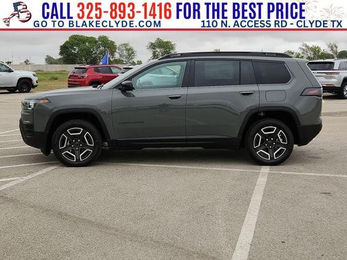 Sting Gray Clearcoat 2026 Jeep Cherokee LAREDO/LIMITED
